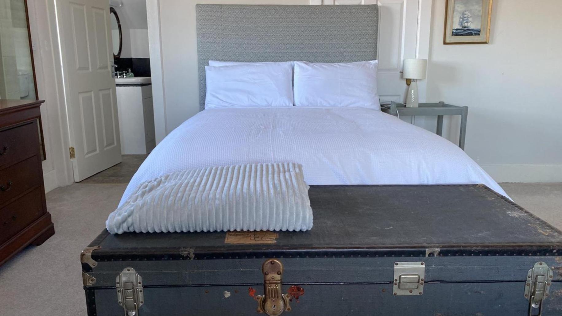 Drop Anchor House, Spacious 3 Bedroom Apartment, Fabulous Sea Views Cleggan 外观 照片